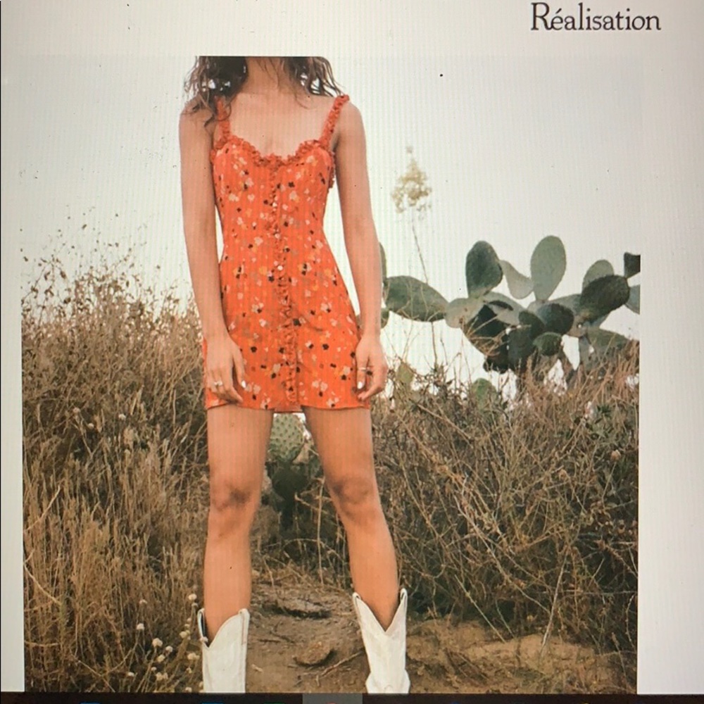 Réalisation  The Julia Dress in Rouge Fleur
